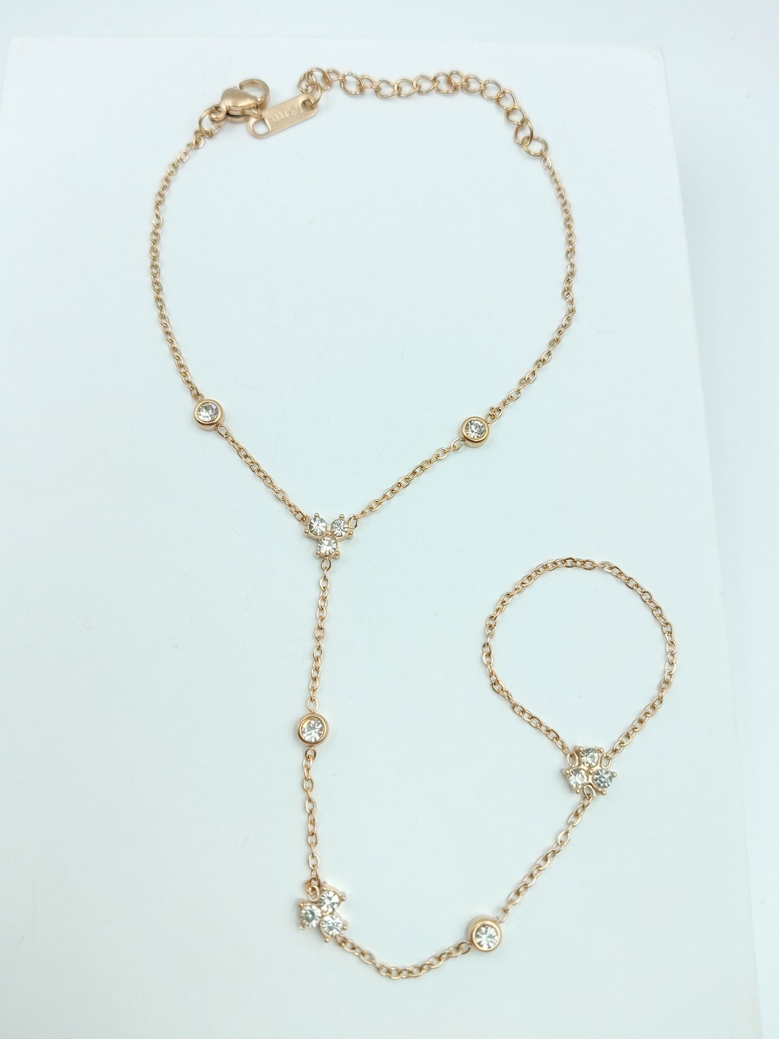 Sparkling Cluster Hand Chain