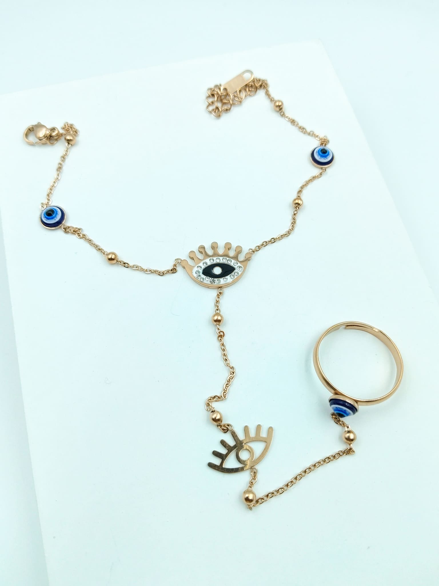 Classic Sleek Evil Eye Hand Chain