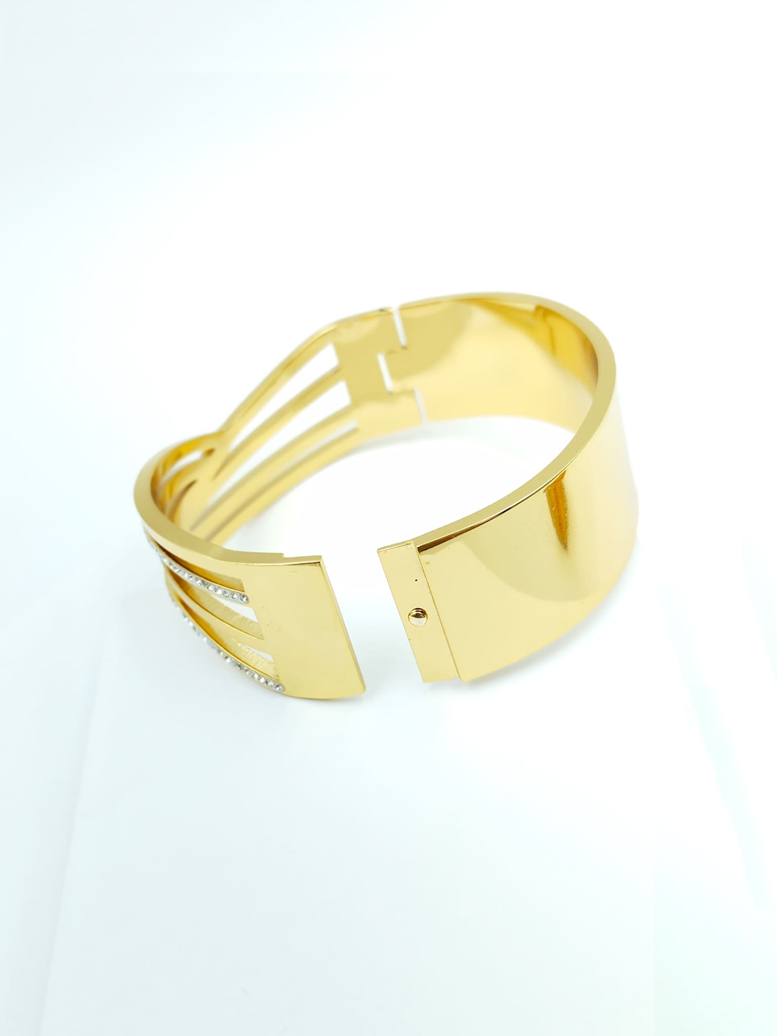 Crossover Wave Bracelet