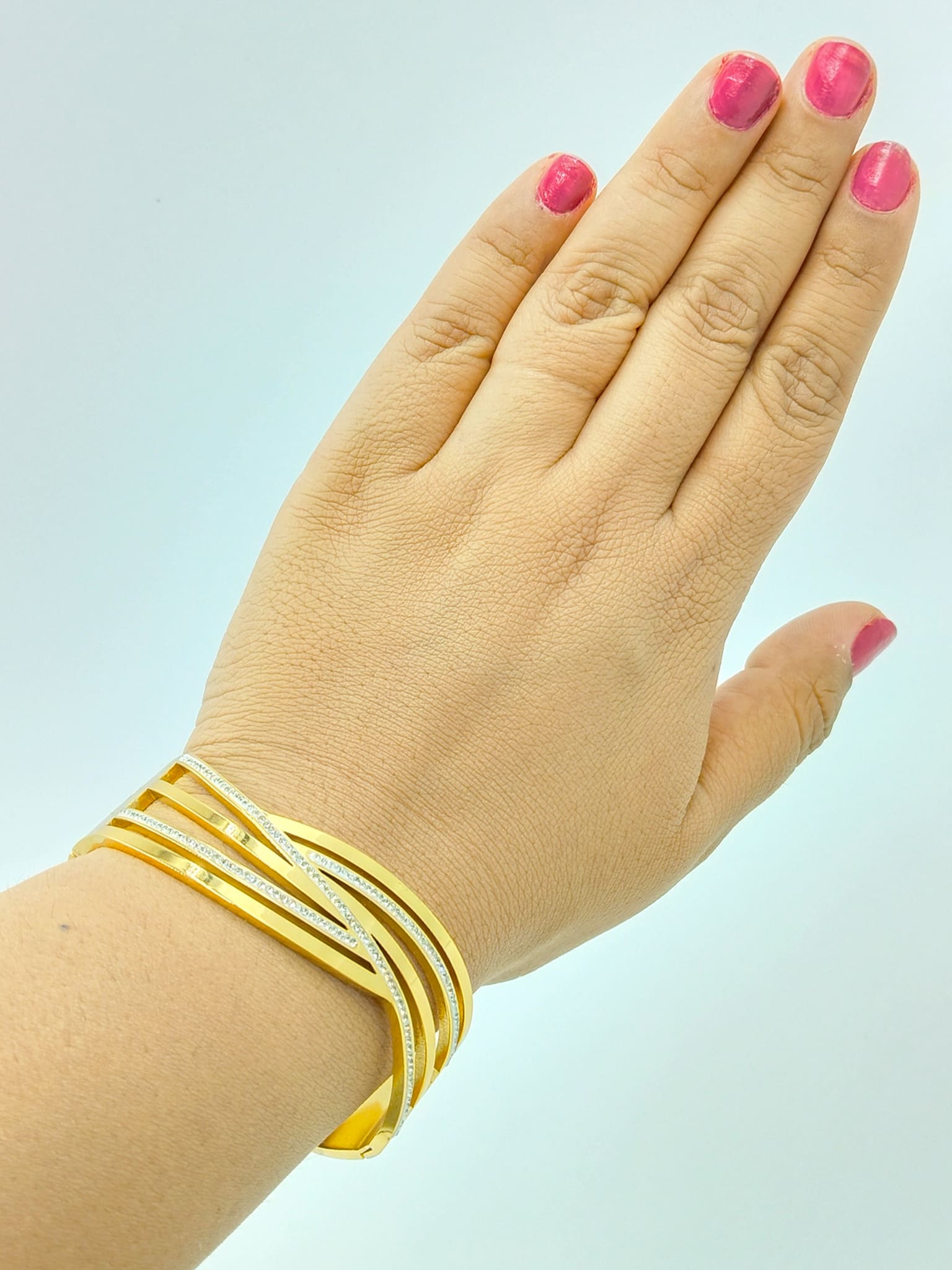 Crossover Wave Bracelet