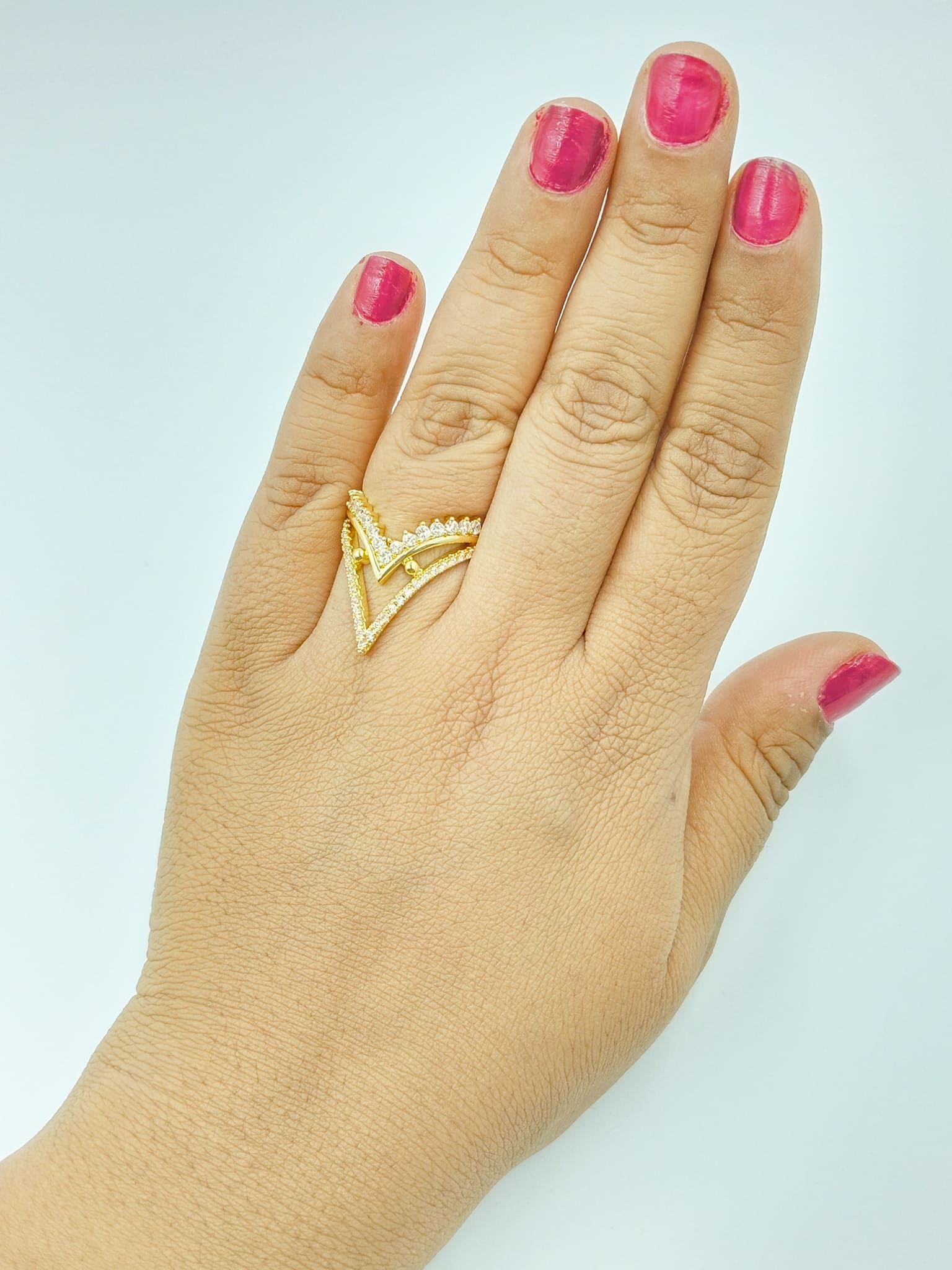 Dazzling Chevron Vanki Ring
