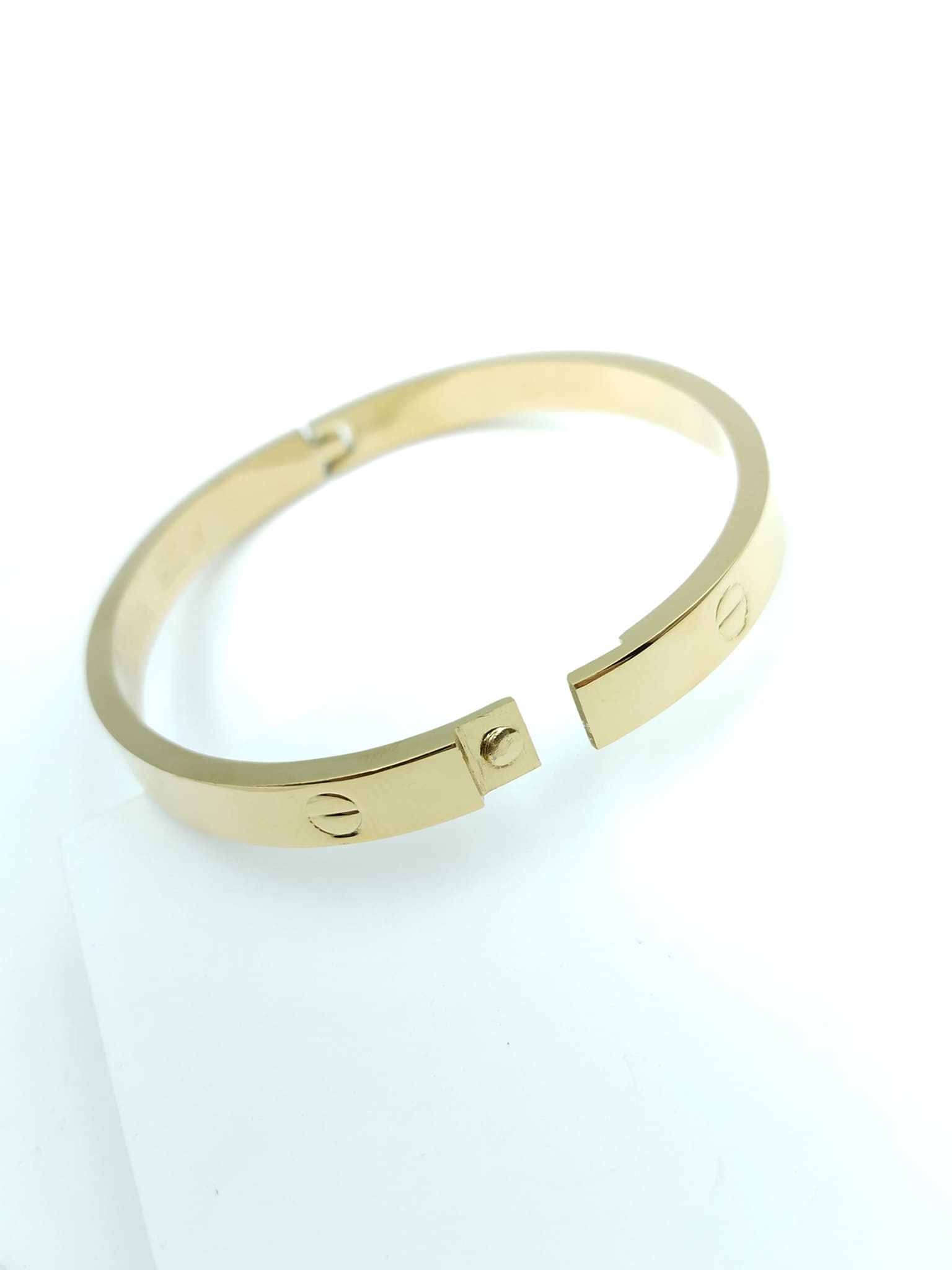 Iconic Cartier Bracelet - Oval