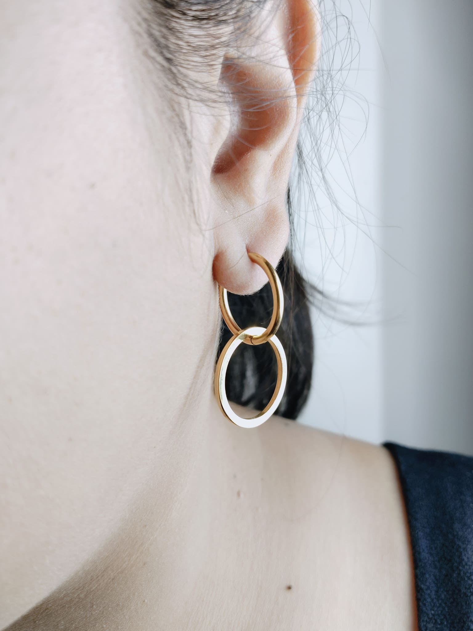 Infinite Style Convertible Hoops: Your 4-in-1 Luxe Set