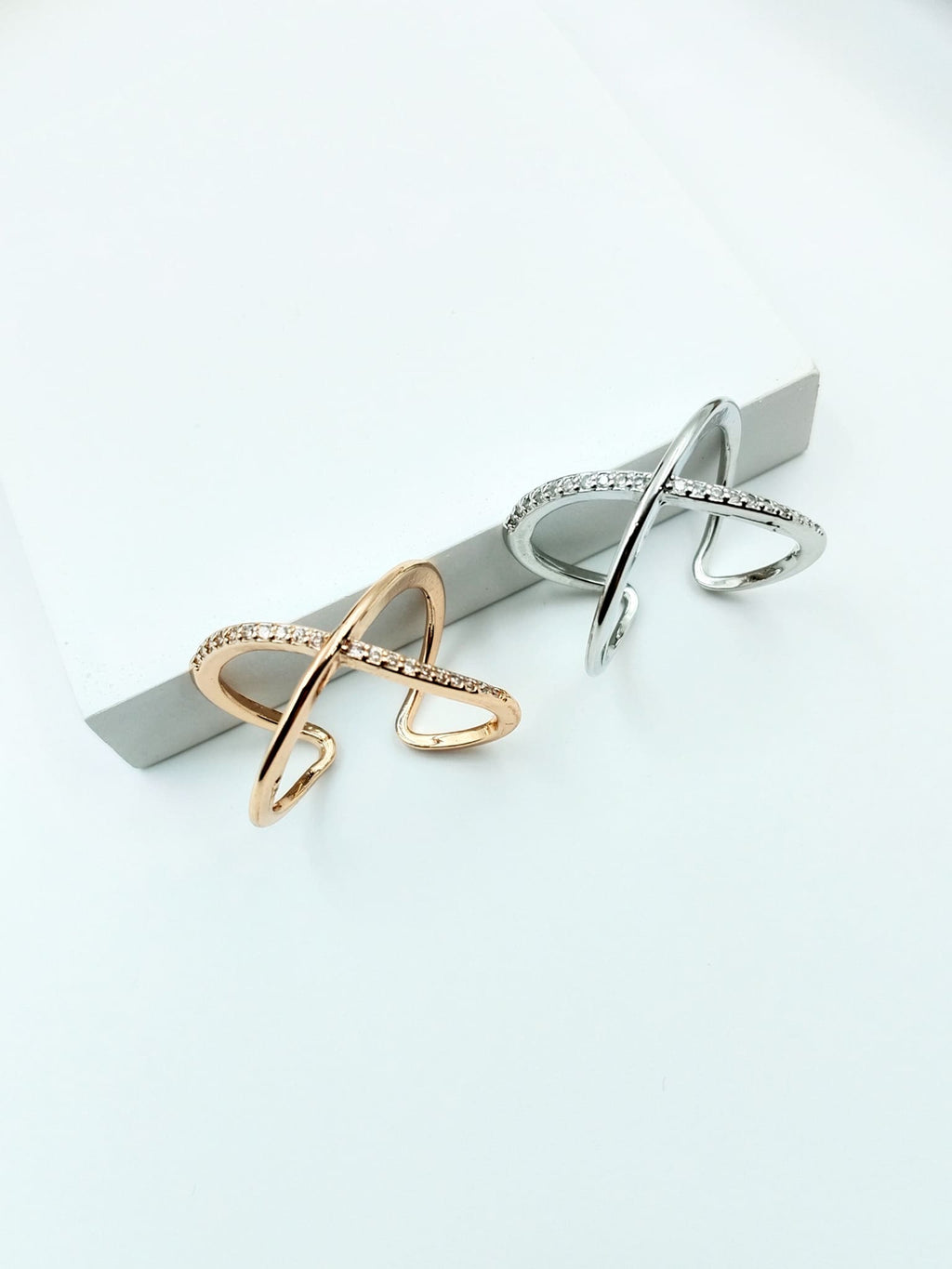 Intersecting Crystal Vanki Anti-Tarnish Ring