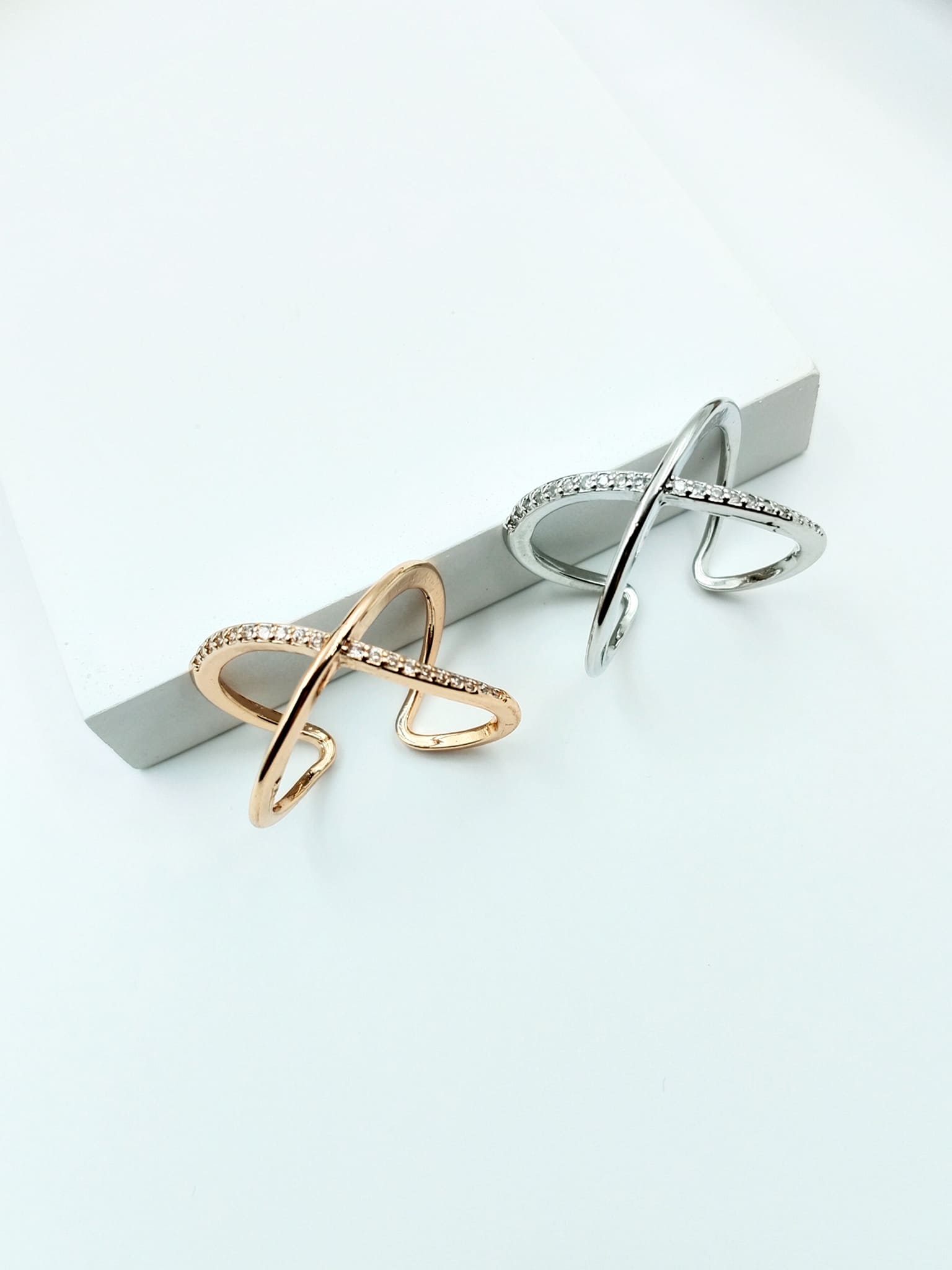 Intersecting Crystal Vanki Anti-Tarnish Ring