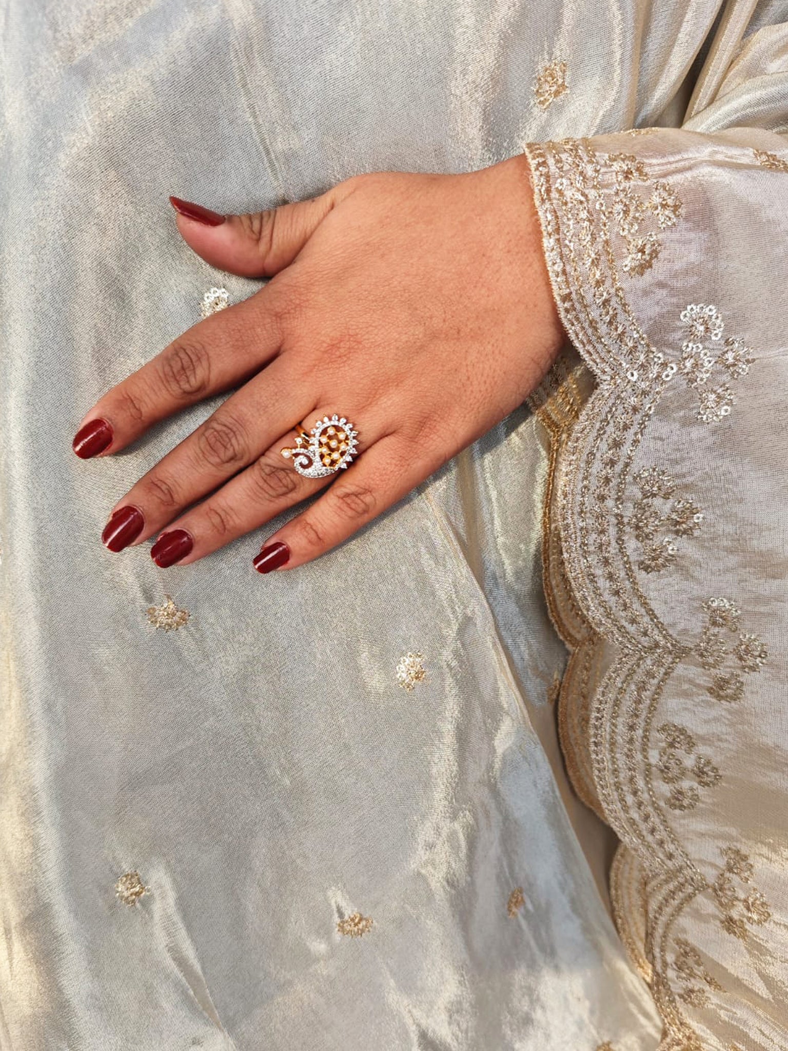 Sparkling Paisley AD Ring