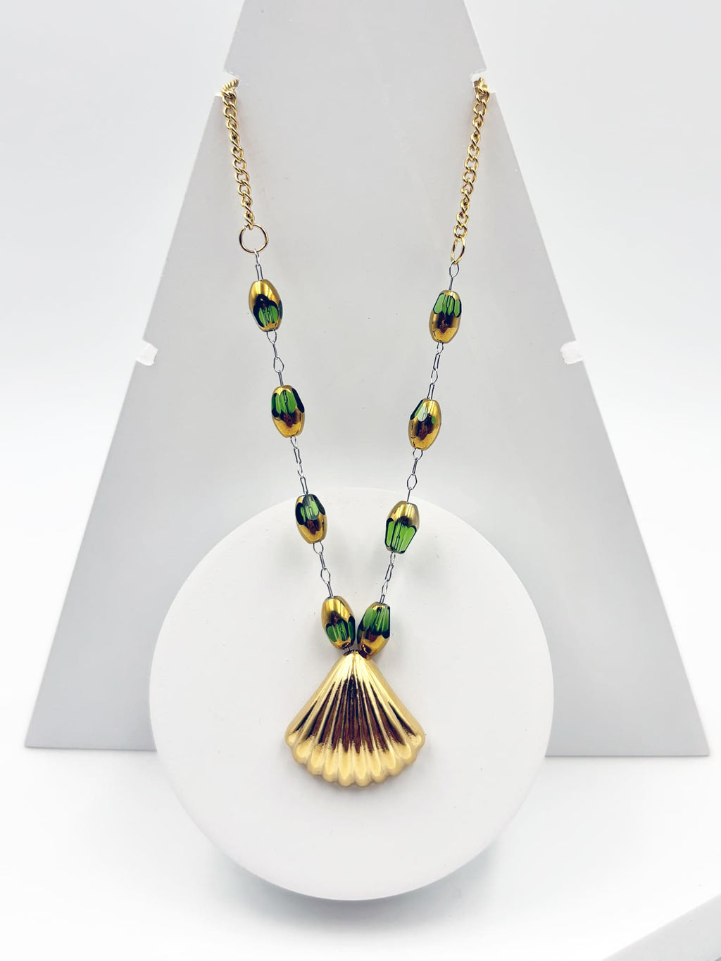 Gilded Ocean Seashell chain with Amber & Green Accents