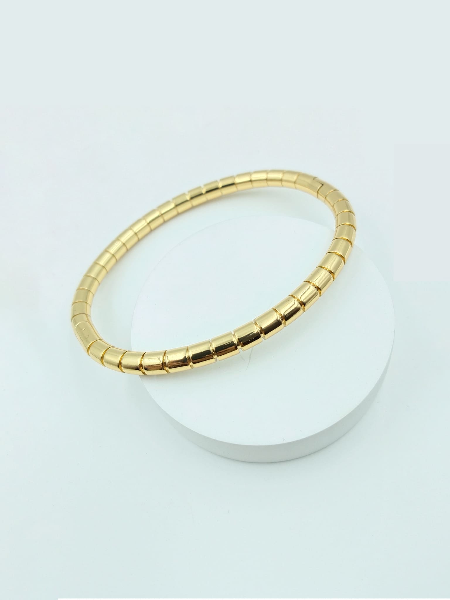 Modern Gold Bead Bracelet