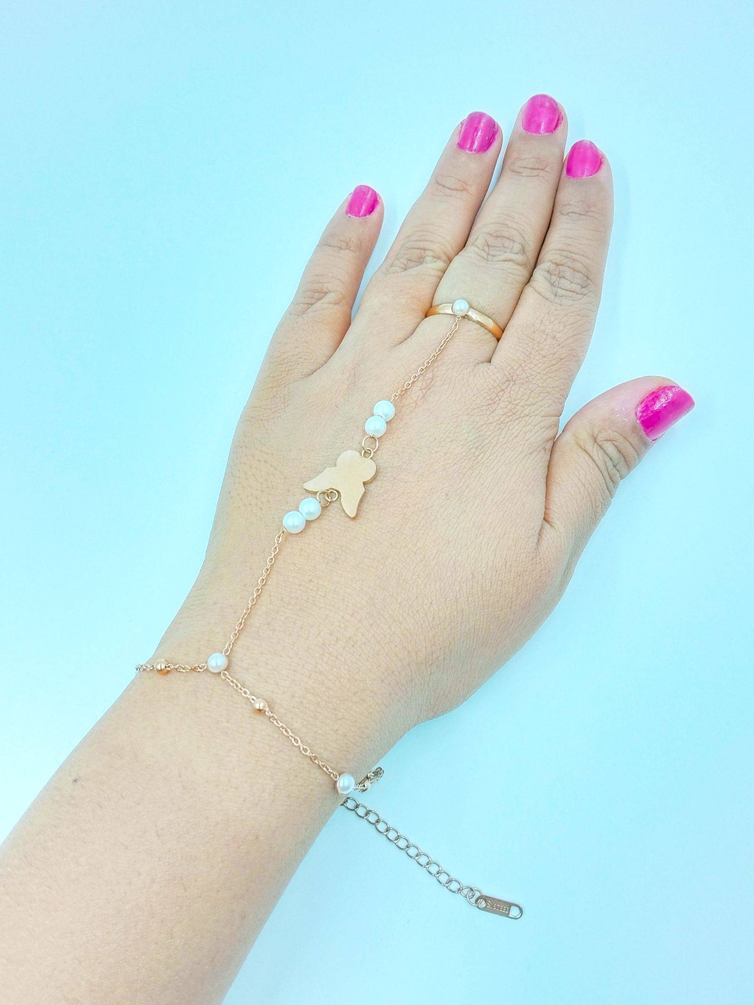 Pearl Butterfly Hand Chain