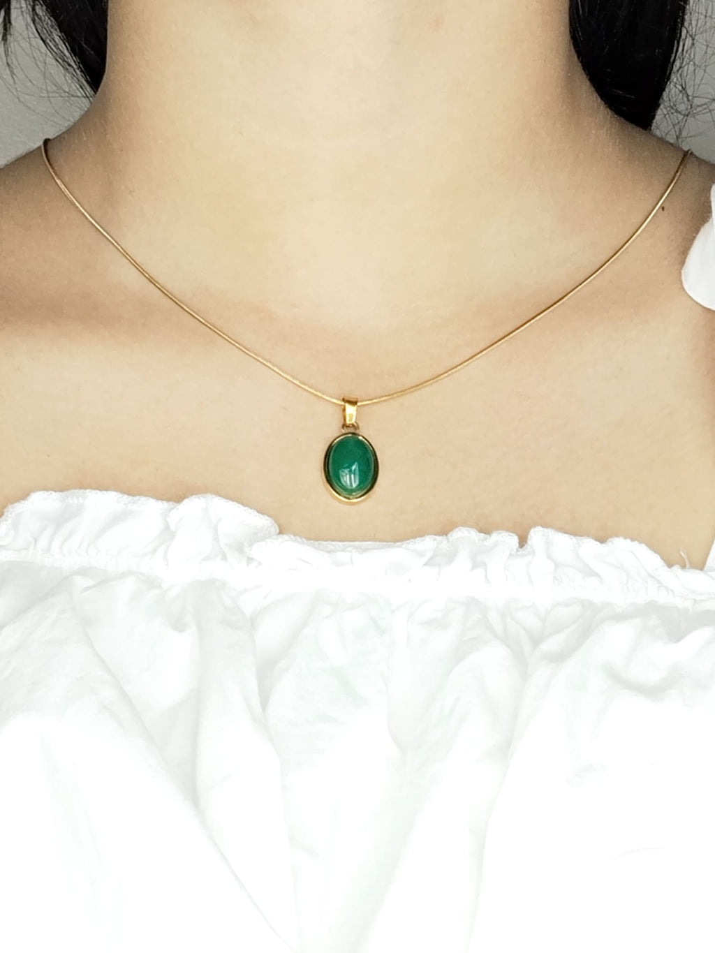 Emerald Stone Chain Necklace