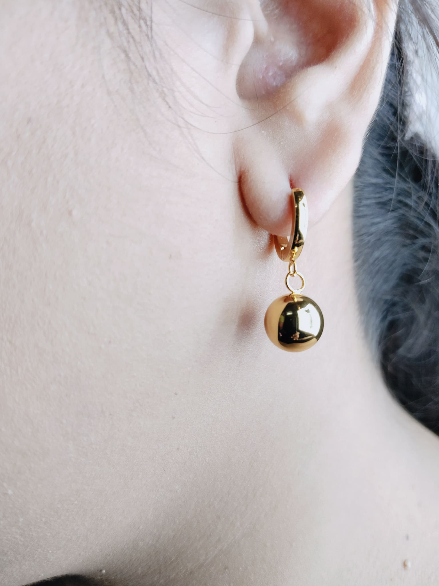 Polished Sphere Drop Hoops