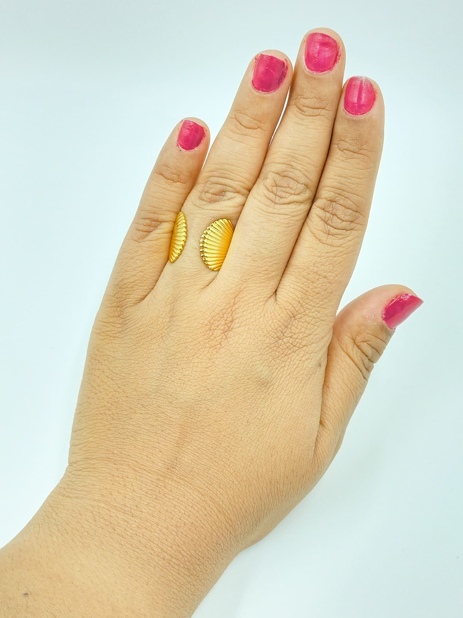 Seashell Embrace Open Ring