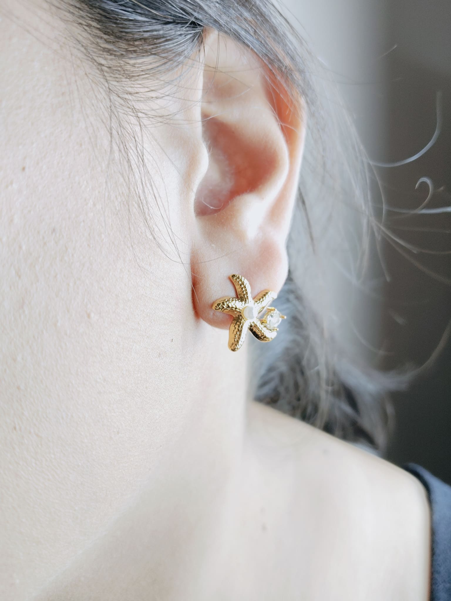 Seaside Sparkle Starfish Stud Earrings