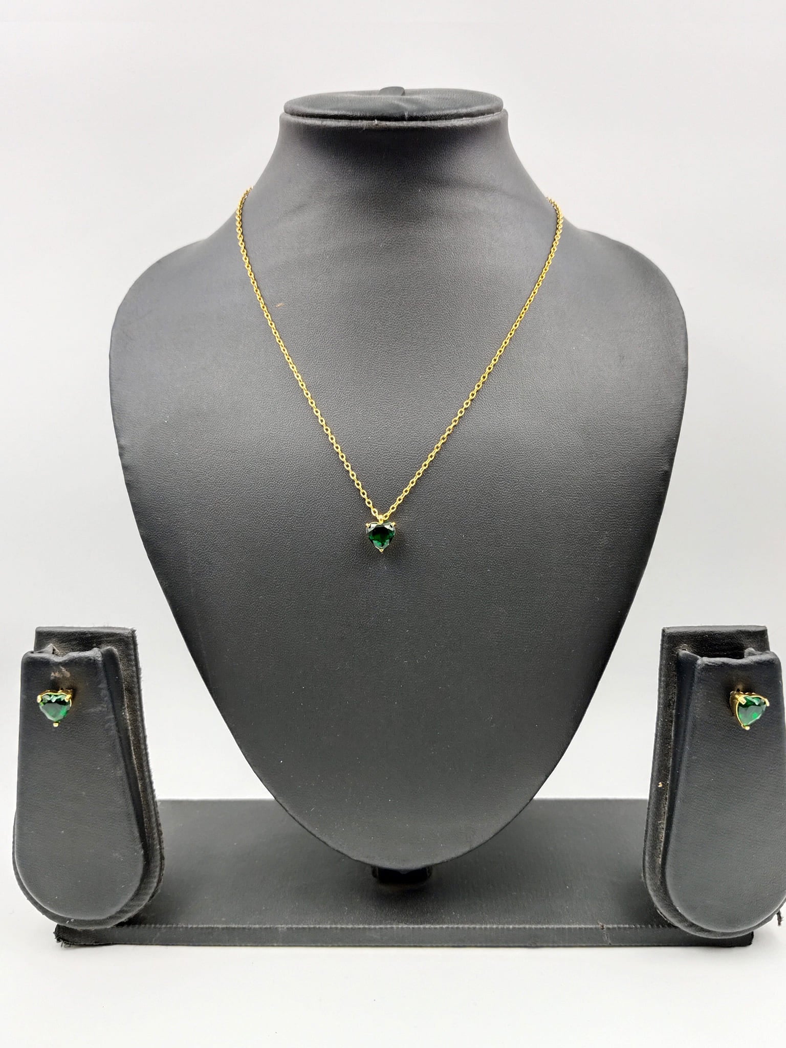Verdant Heart Pendant Necklace & Earring Set
